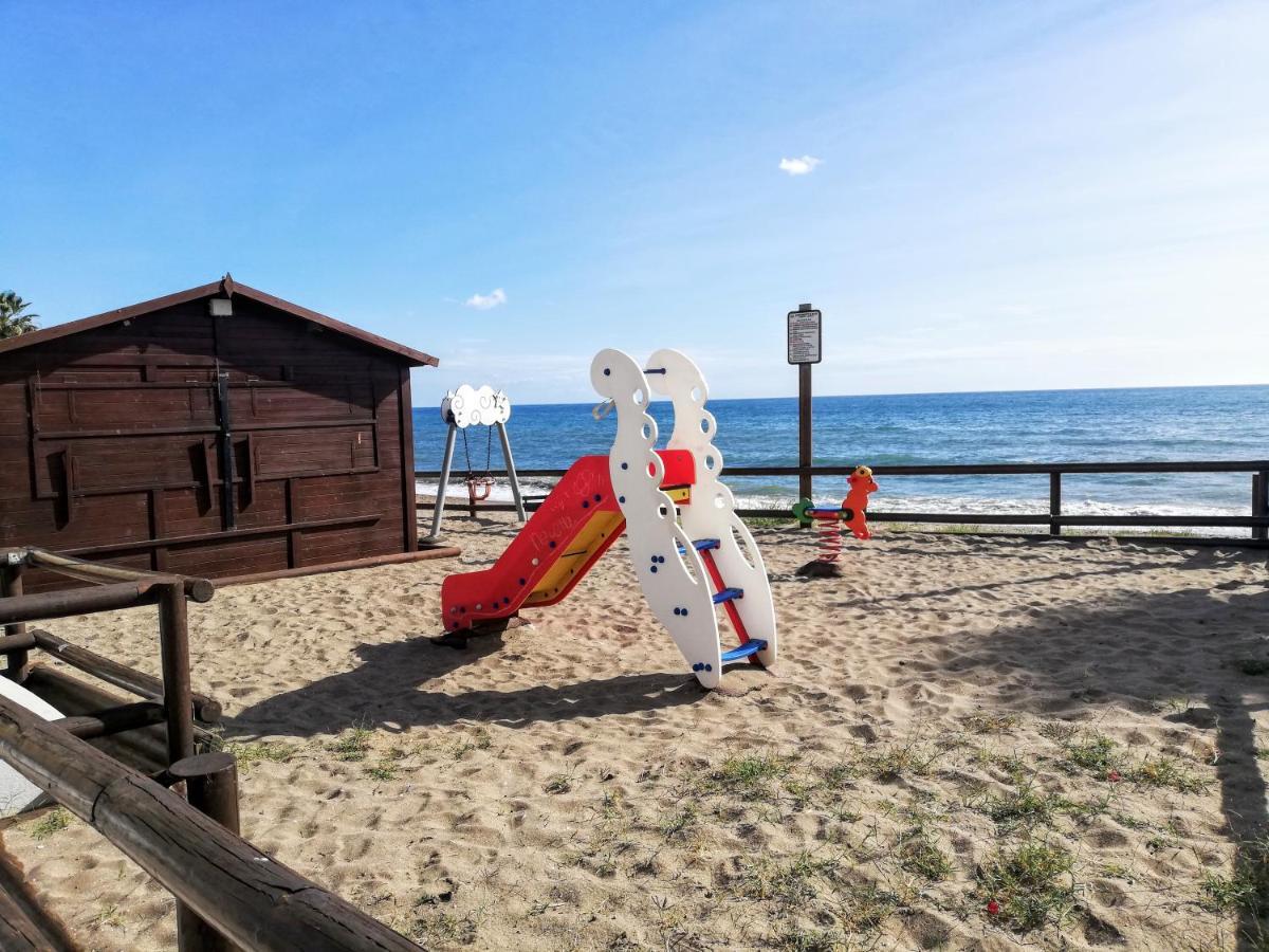 Apartamento Mar Azul, Primera Linea De Playa Sitio de Calahonda 外观 照片