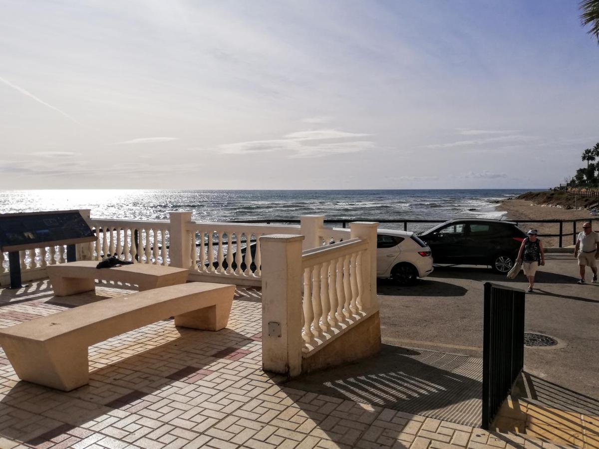 Apartamento Mar Azul, Primera Linea De Playa Sitio de Calahonda 外观 照片